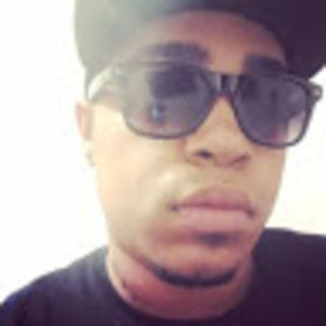 Meet your Posher, Derrick